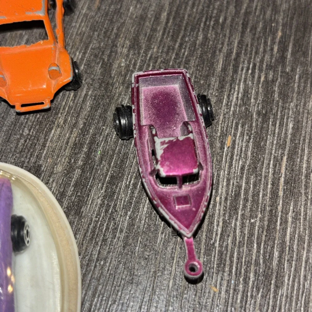 Lot Of 4 Tootsie Toy Metal Cars And Boat